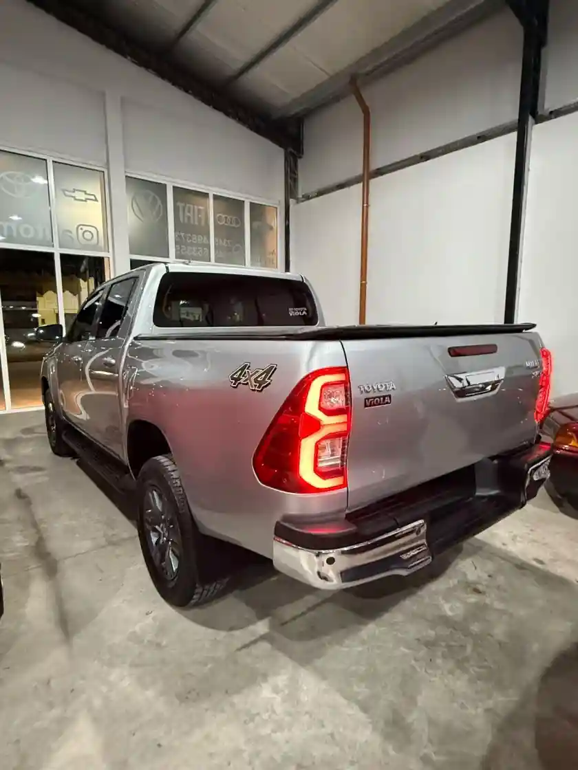 Toyota Hilux L/21 2.8 Dc 4X4 Tdi Srv At6  2021 - foto 5