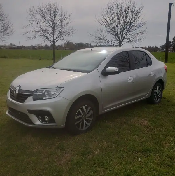 RENAULT LOGAN II 1.6 16V INTENS CVT   L/19 2022 - foto 1