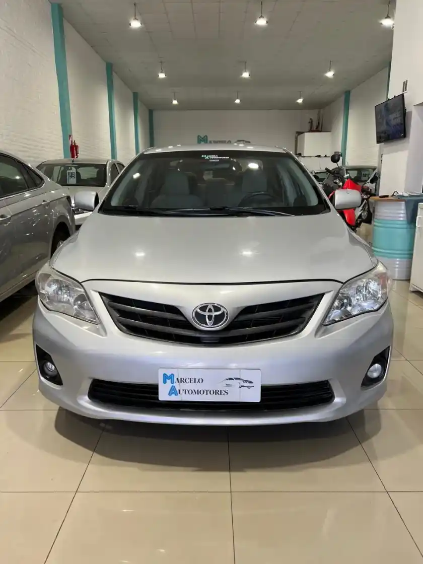 TOYOTA COROLLA 1.8 XEI L/11 2013 - foto 1