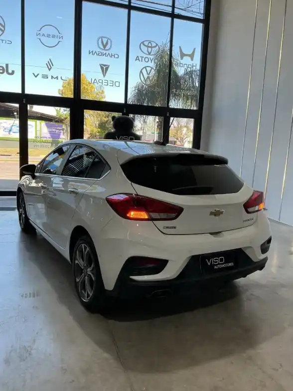 Chevrolet Cruze 1.4 5 Ptas Premier At  2022 - foto 4