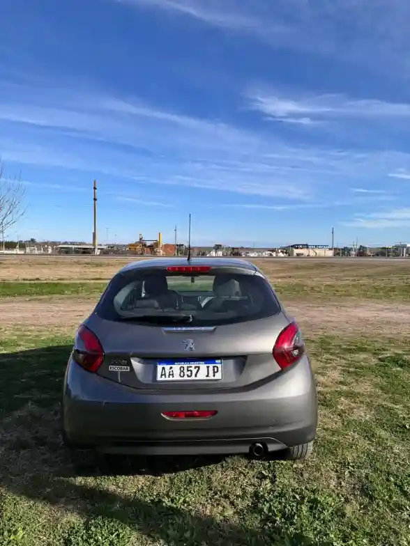 Peugeot 208 1.5 5P Active  2017 - foto 4