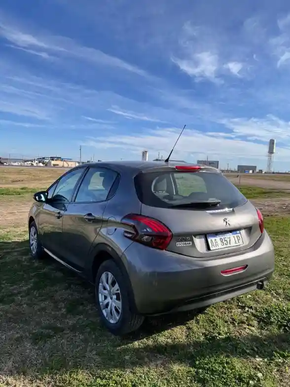 Peugeot 208 1.5 5P Active  2017 - foto 5