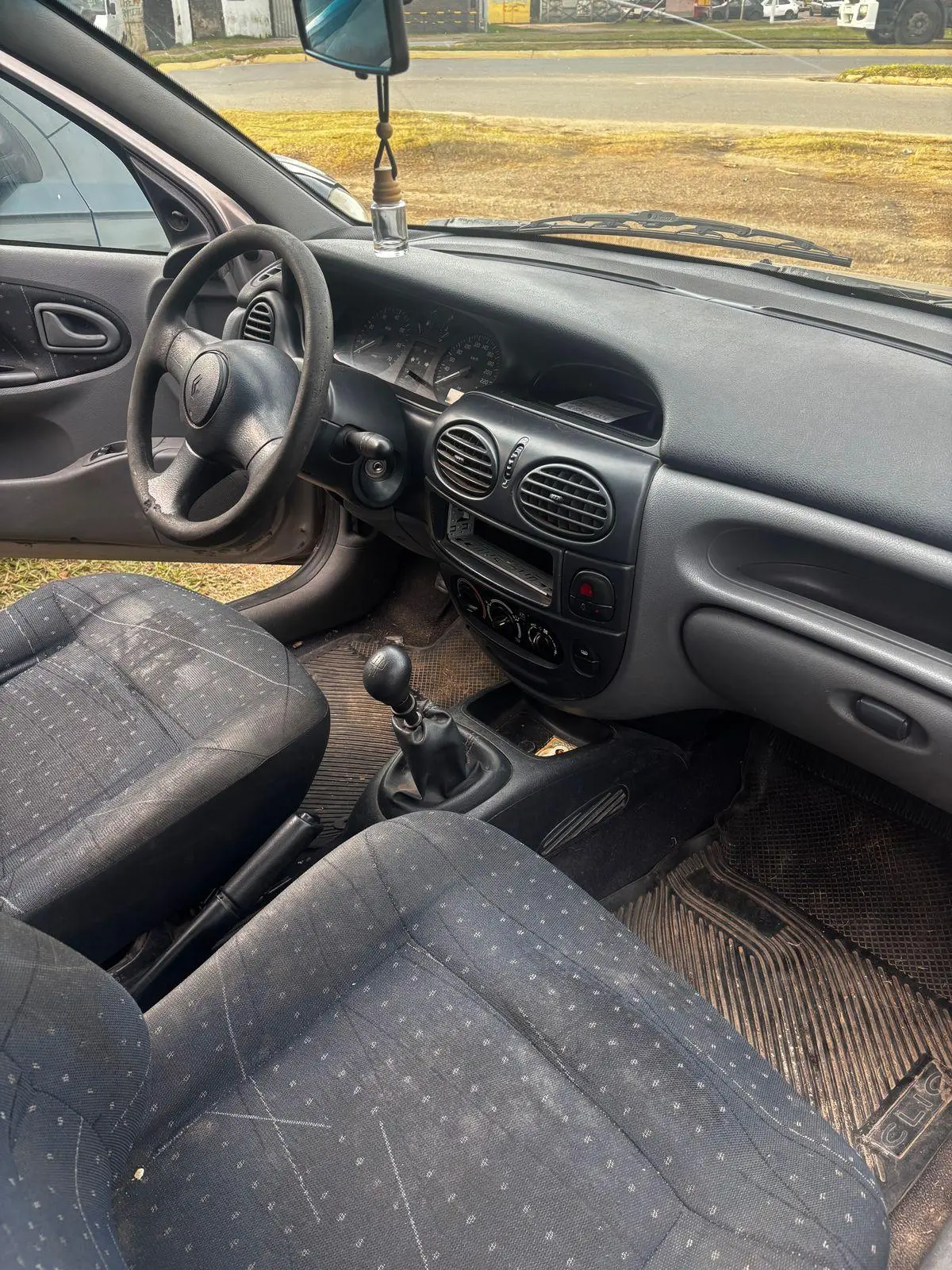 Renault Megane F/2 4P 1.6 Authentiq Pk  2006 - foto 5