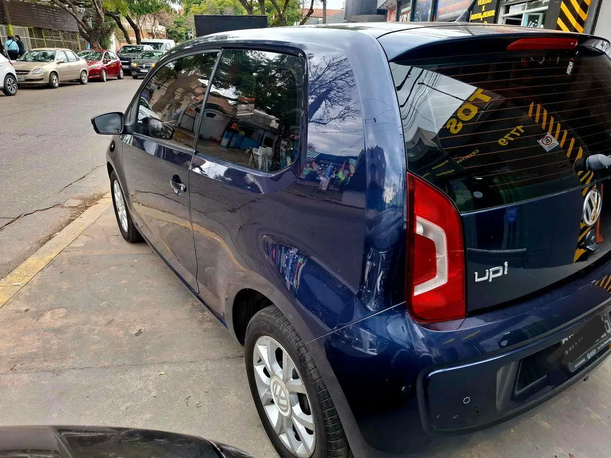 Volkswagen Up! 3 Ptas High  2015 - foto 5