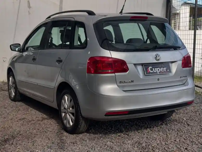 Volkswagen Suran 1.6 Highline L/10 I Motion  2011 - foto 4