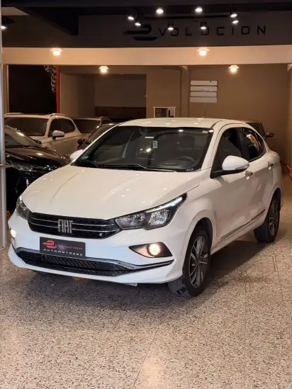 Fiat Cronos L/22 1.3 Precision Cvt   2023 - foto 2