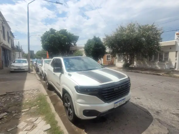 Chrysler Ram Rampage 2.0 T D/Cab 4X4 R/T At  2024 - foto 1