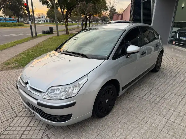 Citroen C 4 1.6 I   5 Ptas X  2011 - foto 1