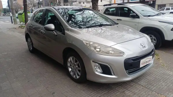 PEUGEOT 308 1.6 ALLURE NAV 2013 - foto 1