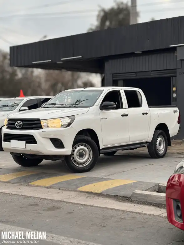 Toyota Hilux L/16 2.4 Dc 4X4 Tdi Dx  2017 - foto 3