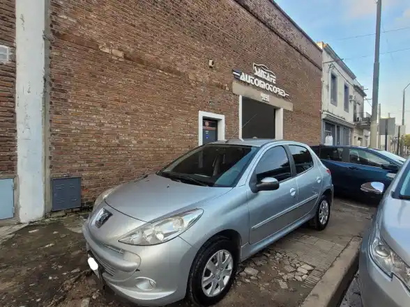 PEUGEOT 207 COMPACT 1.4 5 P XR//ACTIVE 2013 - foto 1