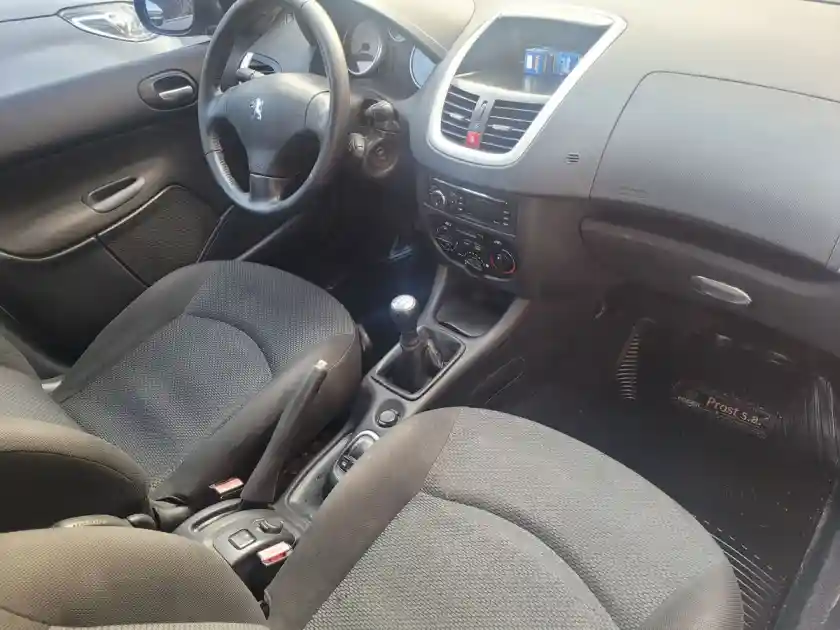 Peugeot 207 Compact 1.4 5 P Xr//Active  2013 - foto 2