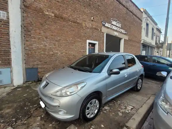 Peugeot 207 Compact 1.4 5 P Xr//Active  2013 - foto 3