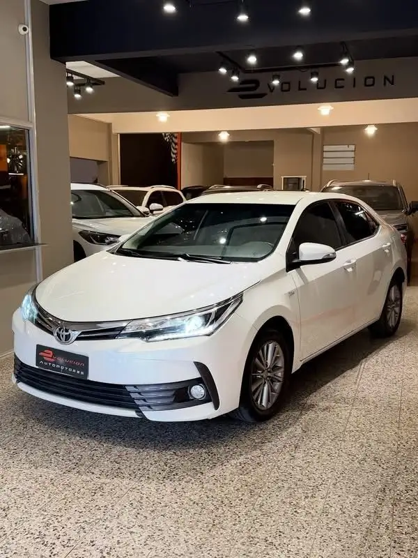Toyota Corolla 1.8 Xei L/17 Pack Cvt  2018 - foto 1