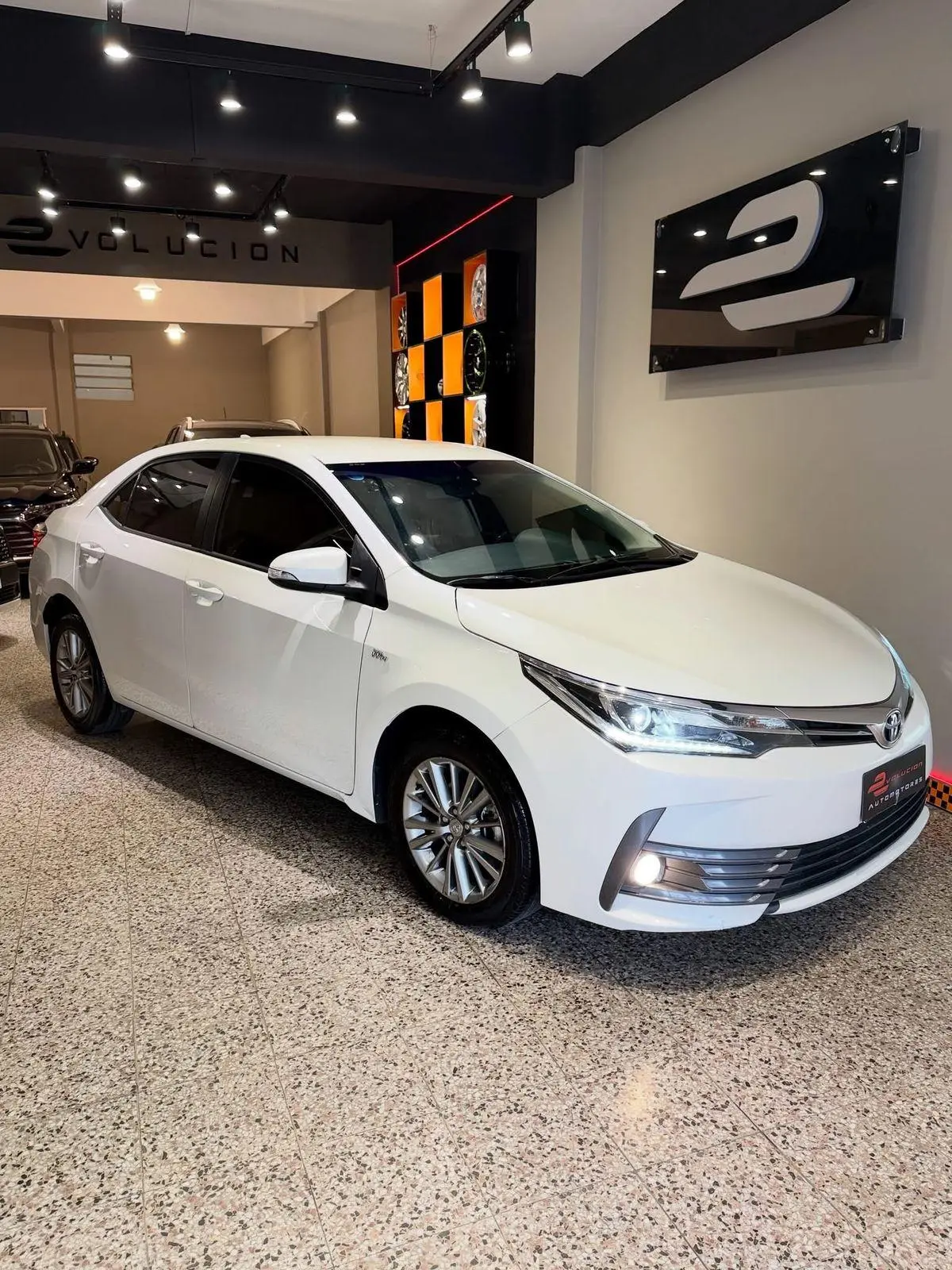 Toyota Corolla 1.8 Xei L/17 Pack Cvt  2018 - foto 4