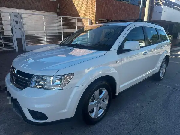 Chrysler Journey 2.4 Sxt 3 Filas L/11  2013 - foto 1