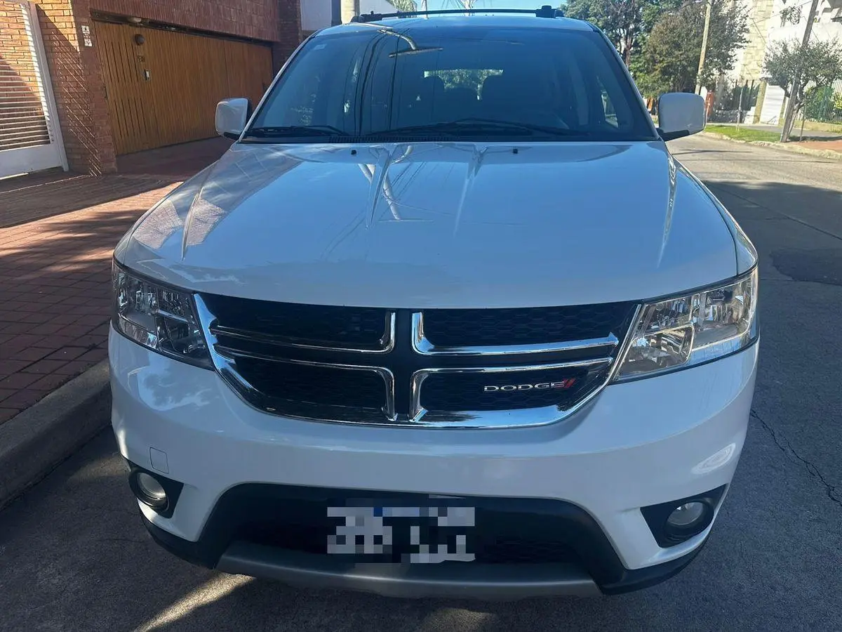 Chrysler Journey 2.4 Sxt 3 Filas L/11  2013 - foto 2