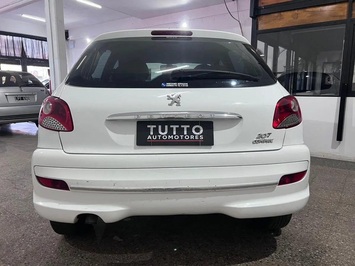 Peugeot 207 Compact 1.4 Hdi 5 P.xs//Allure  2011 - foto 3