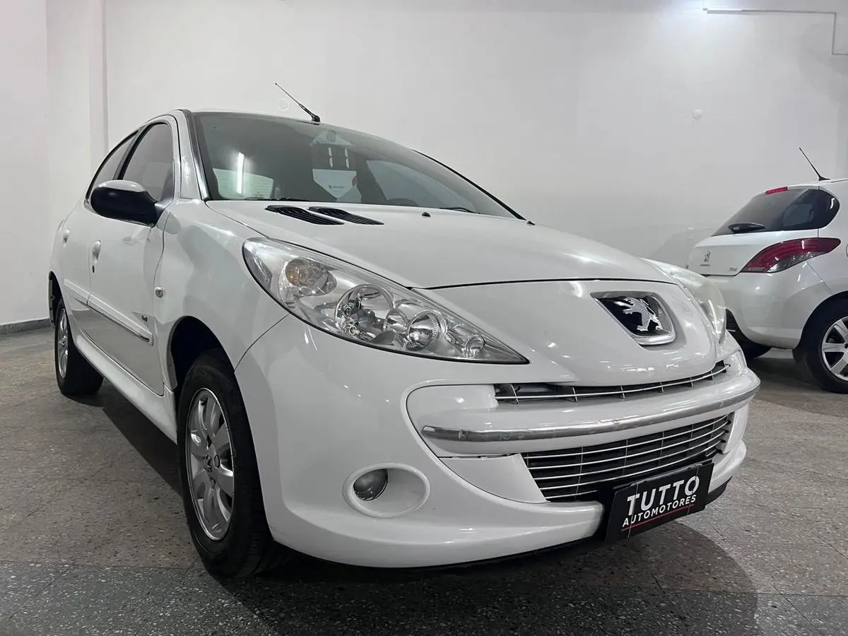 Peugeot 207 Compact 1.4 Hdi 5 P.xs//Allure  2011 - foto 5