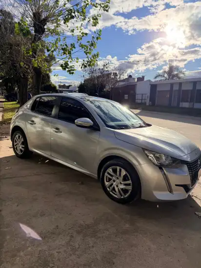 Peugeot 208 L/20 1.6 Active  2021 - foto 4