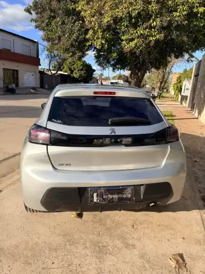 Peugeot 208 L/20 1.6 Active  2021 - foto 5