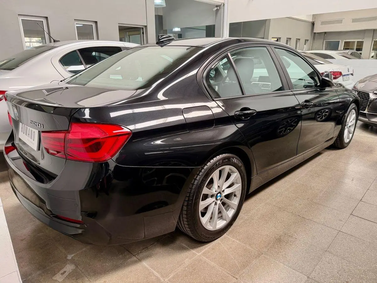 Bmw 320I Sedan Executive L/13  2017 - foto 4
