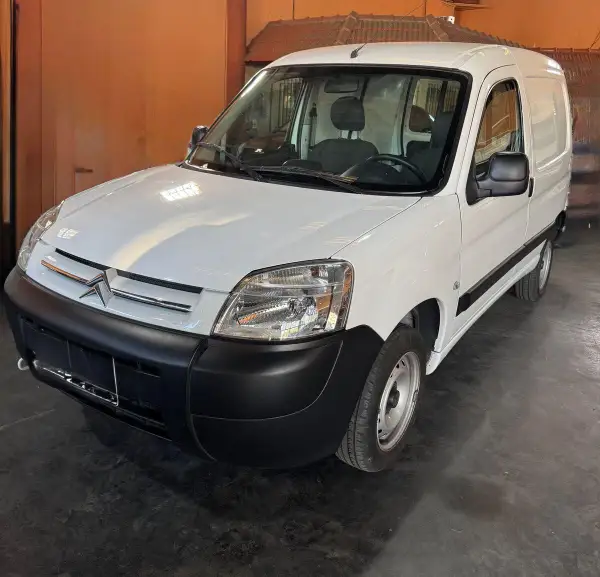 Citroen Berlingo Furgon 1.6 Hdi Business  2021 - foto 1