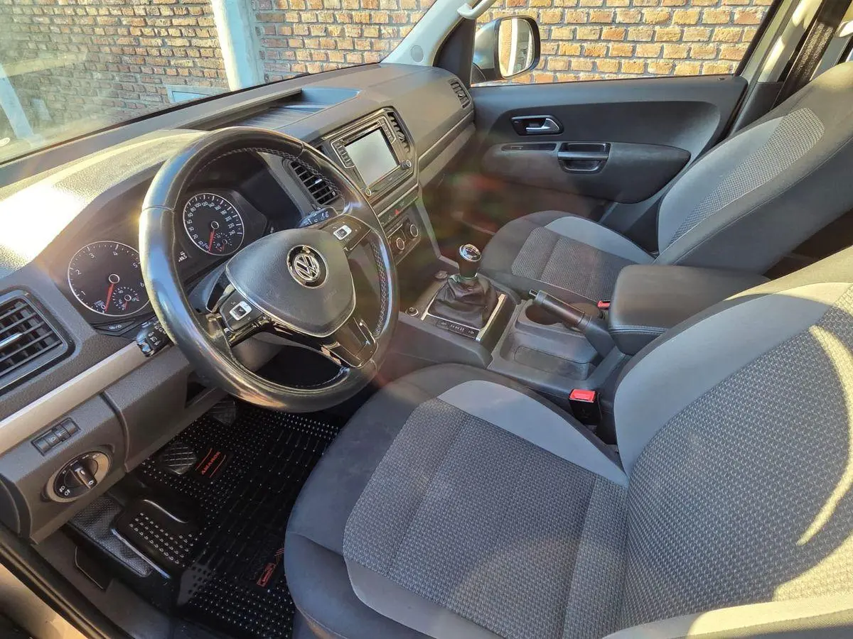 Volkswagen Amarok 20Td 4X4 Dc Comfort. 180Hp   L17  2017 - foto 2