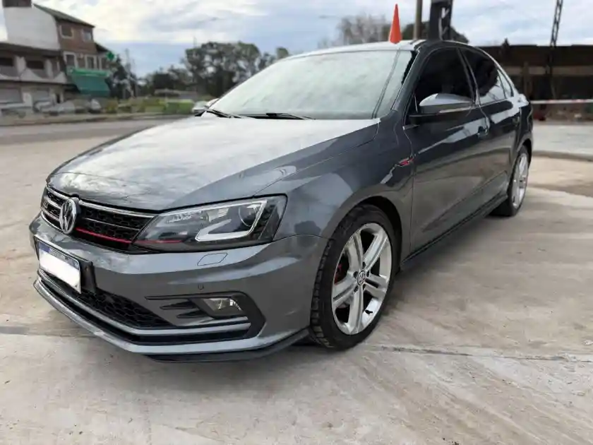 Volkswagen Vento  2.0 Tsi Gli+Nav Dsg L/17  2018 - foto 3