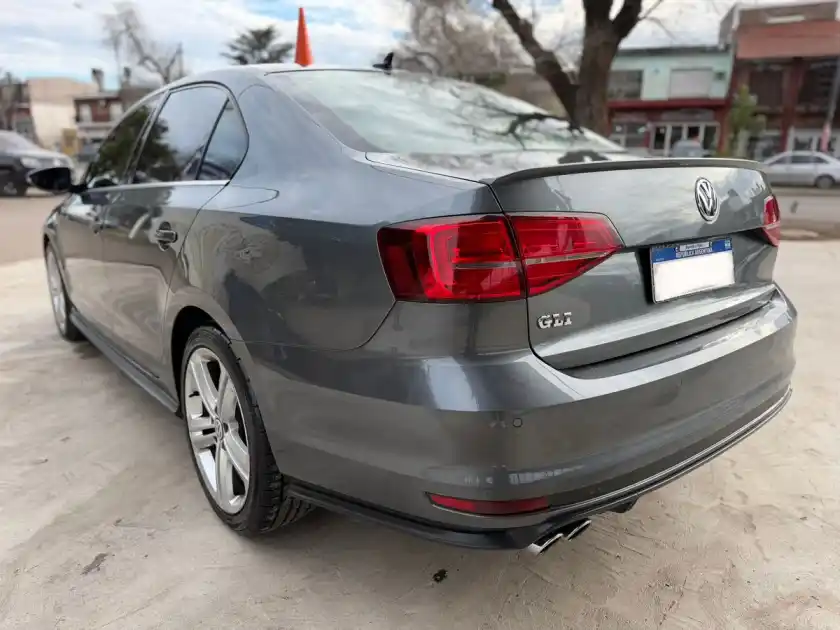 Volkswagen Vento  2.0 Tsi Gli+Nav Dsg L/17  2018 - foto 4