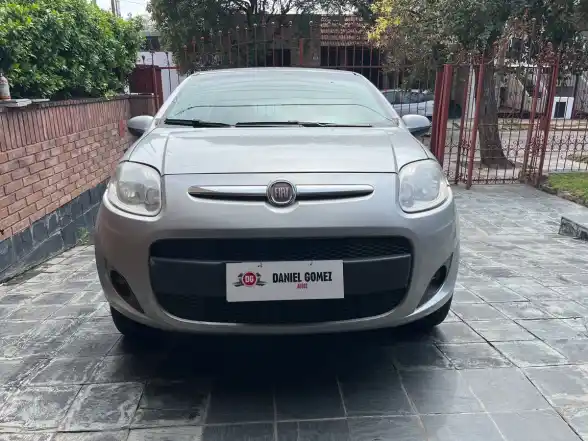 Fiat Palio 1.6 5 P Essence  L/13  2013 - foto 2