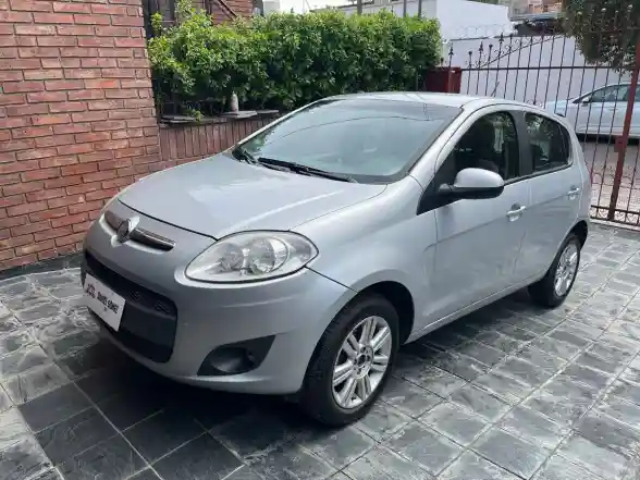 Fiat Palio 1.6 5 P Essence  L/13  2013 - foto 3
