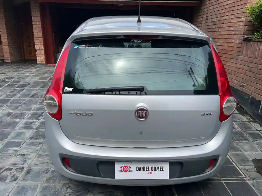 Fiat Palio 1.6 5 P Essence  L/13  2013 - foto 5