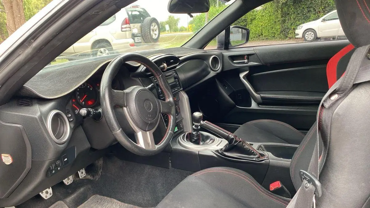 Toyota 86 Ft  2014 - foto 2