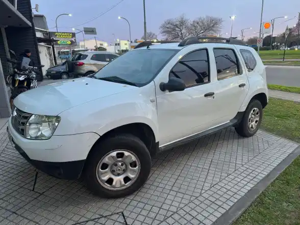 Renault Duster 1.6 4X2 Confort Plus  2013 - foto 2