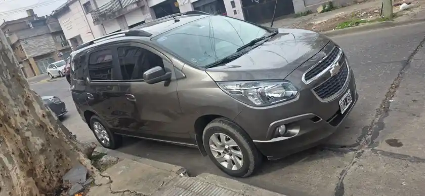 Chevrolet Spin 1.8 Ltz 7 As Aut  2014 - foto 1
