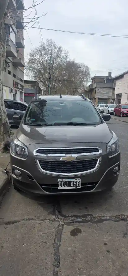 Chevrolet Spin 1.8 Ltz 7 As Aut  2014 - foto 3
