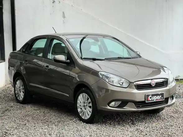 Fiat Grand Siena 1.6 Essence L/14  2015 - foto 2