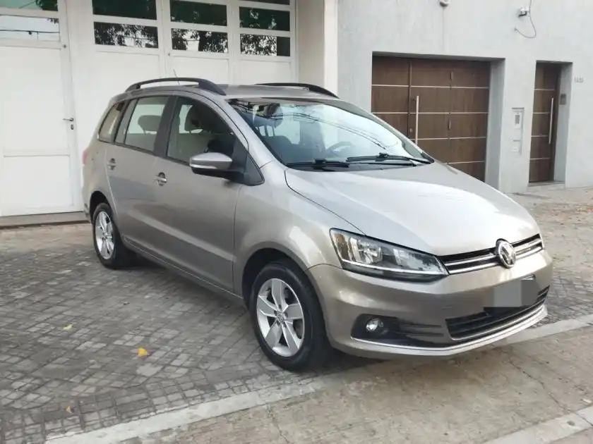 Volkswagen Suran 1.6 Trendline    L/15  2017 - foto 4