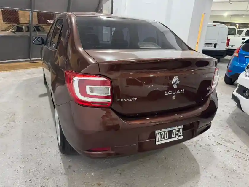 Renault Logan Ii 1.6  8V Authentique  2014 - foto 3