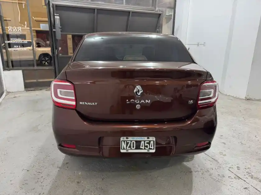 Renault Logan Ii 1.6  8V Authentique  2014 - foto 4