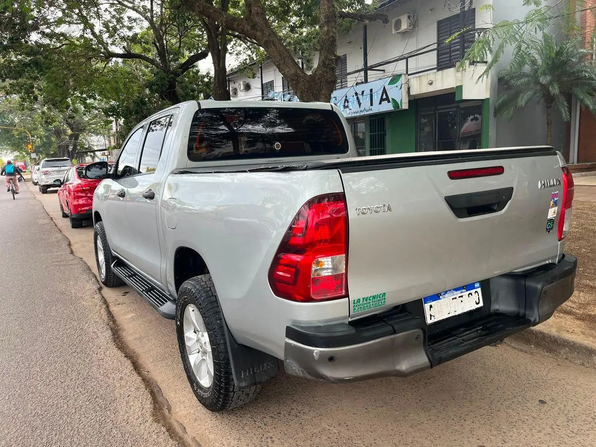 Toyota Hilux L/16 2.4 Dc 4X2 Tdi Dx  2017 - foto 3