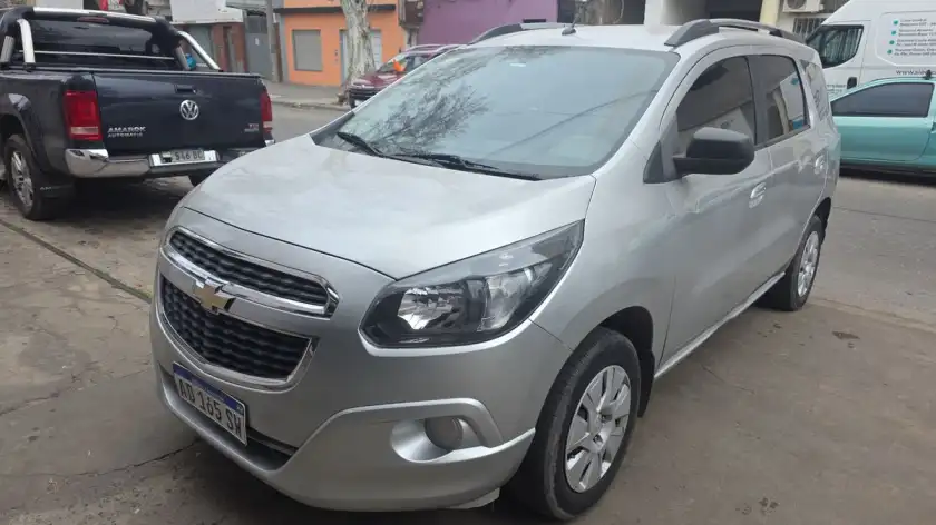 Chevrolet Spin 1.8 Lt  5 As  2013 - foto 1