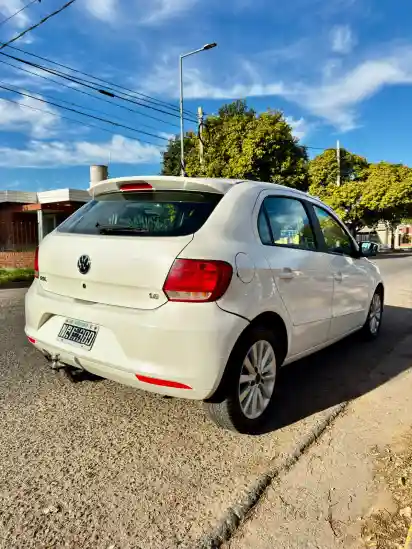 Volkswagen Gol Trend 1.6 5 P L/13 Pk 3  2013 - foto 3