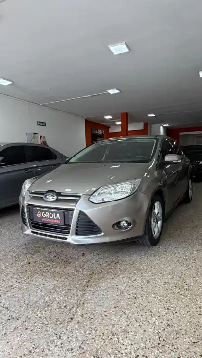 Ford Focus L/14 1.6 5 P S  2014 - foto 1