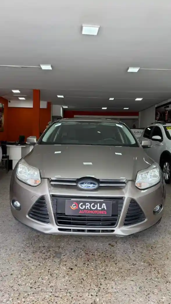 Ford Focus L/14 1.6 5 P S  2014 - foto 2