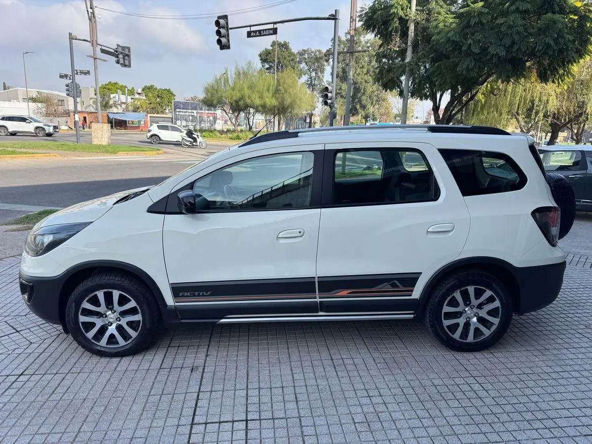 Chevrolet Spin 1.8 Ltz 5 As Activ     L/19  2018 - foto 2