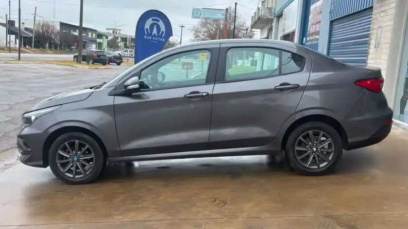 Fiat Cronos L/22 1.3 Drive Gse  2024 - foto 4