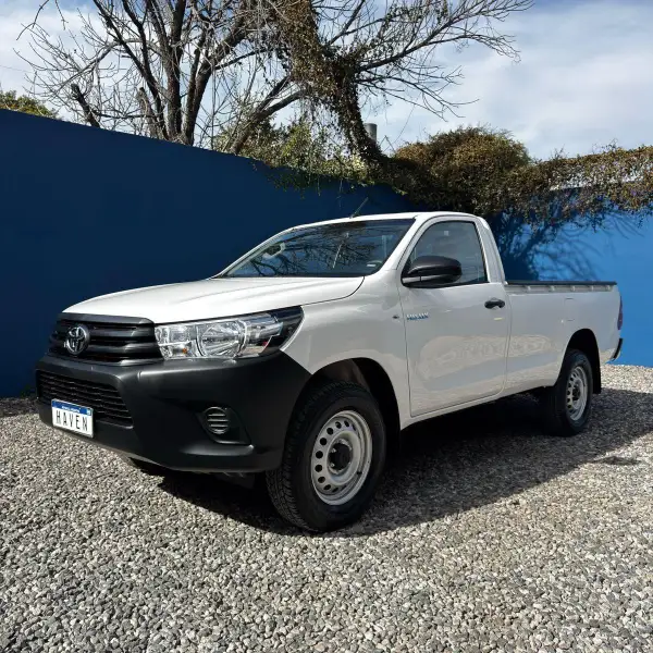 TOYOTA HILUX L/20 2.4 SC 4X2 TDI DX 2026 - foto 1