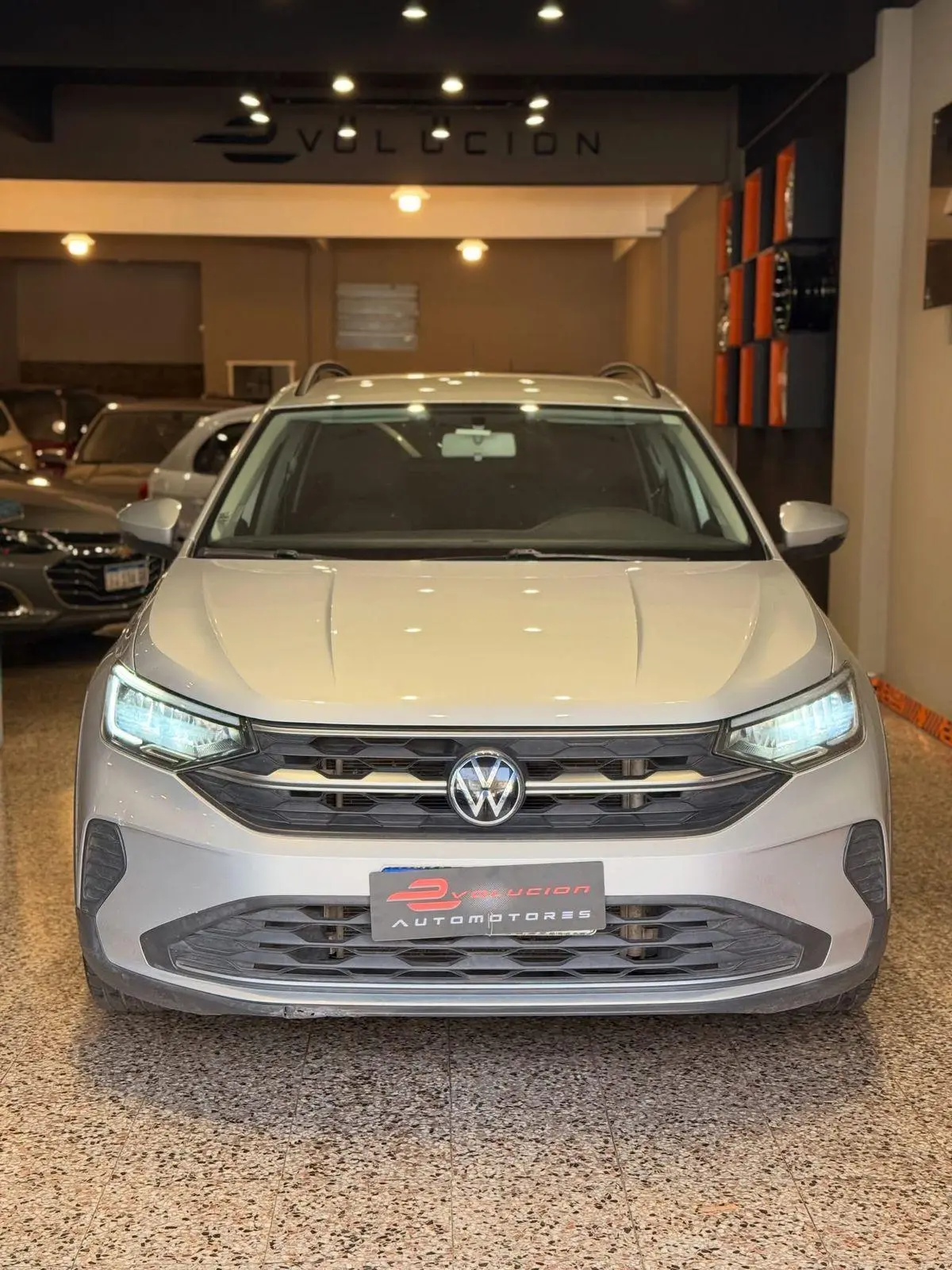 Volkswagen Nivus 200 Tsi Comfortline At   2021 - foto 2